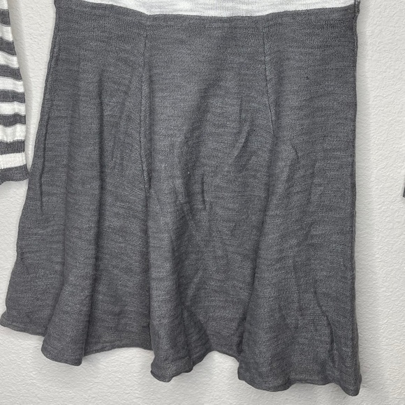 Express Sweater‎ Dress - Picture 4 of 10